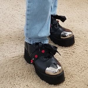 Y.R.U. Bomb Platform Oxfords in black